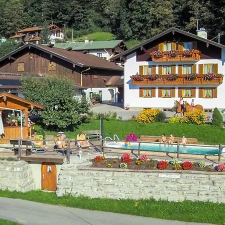 Triembachhof-3